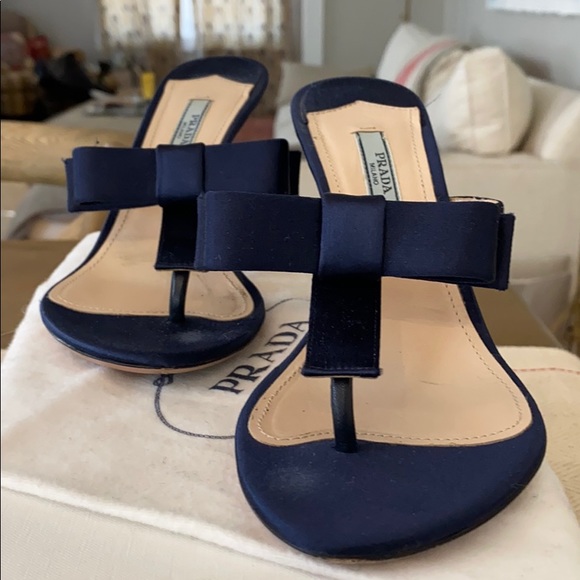 Navy blue Prada high heel sandals, 36.5, worn once - Picture 5 of 6